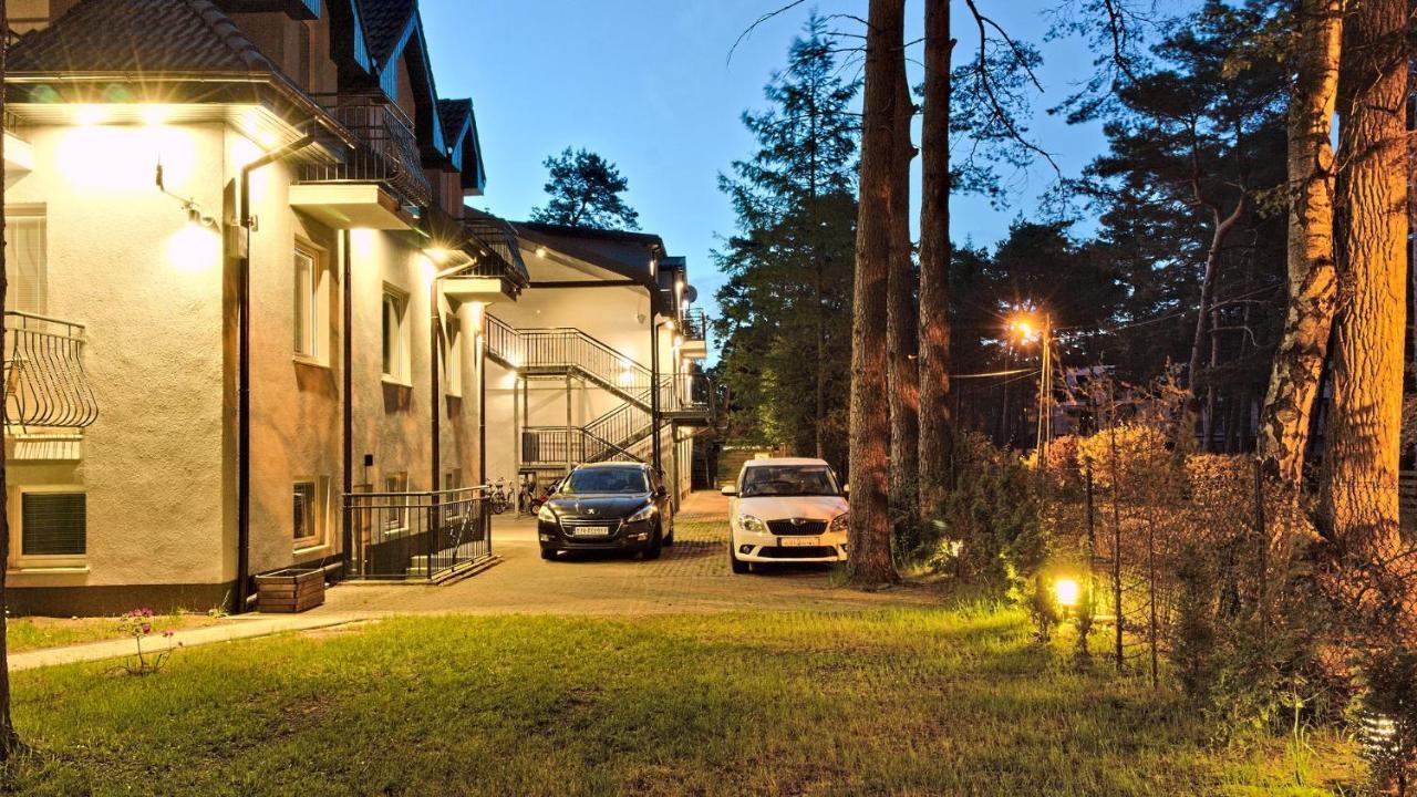 Lc Pokoje & Apartamenty Pobierowo Exterior foto