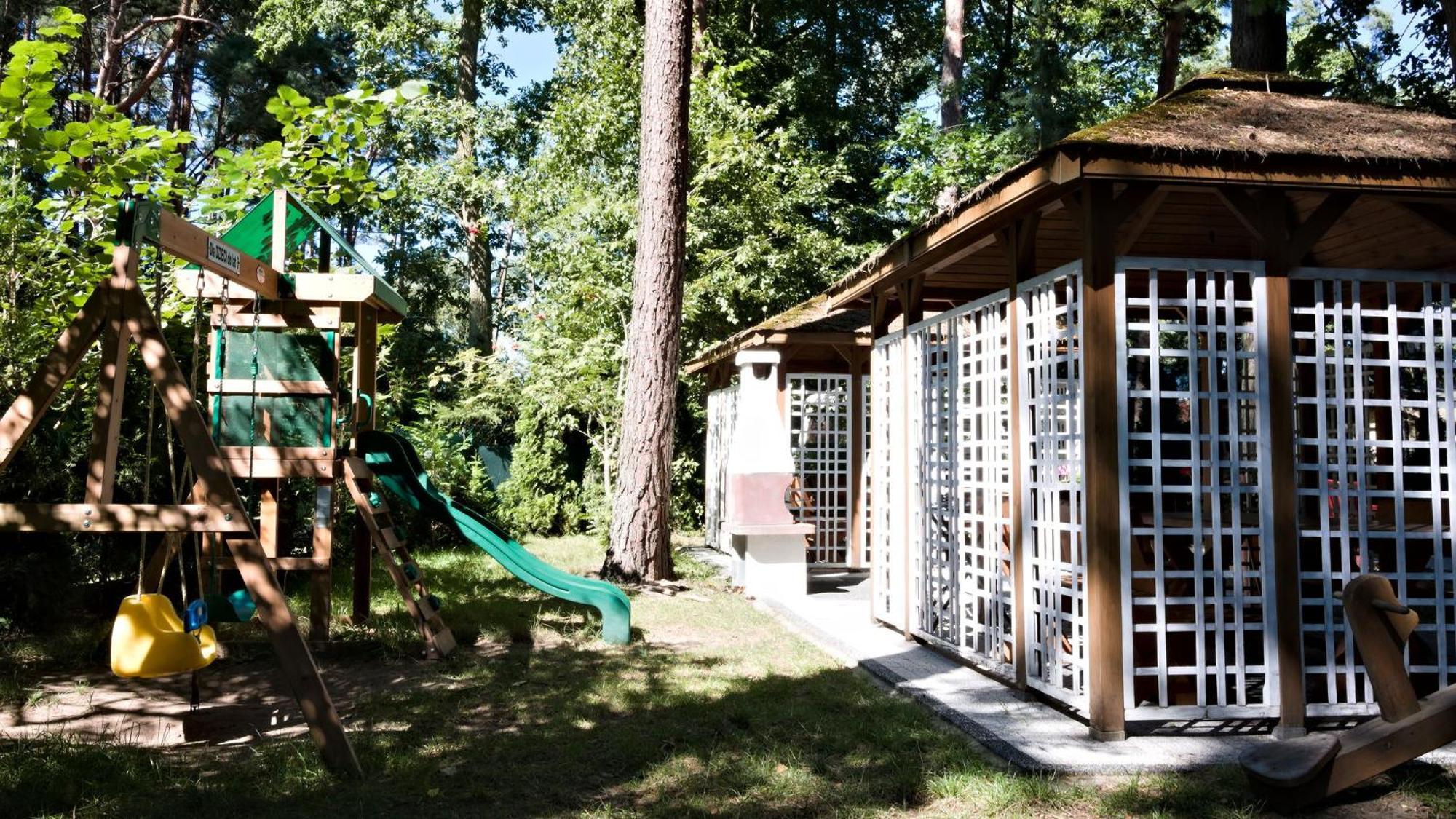 Lc Pokoje & Apartamenty Pobierowo Exterior foto