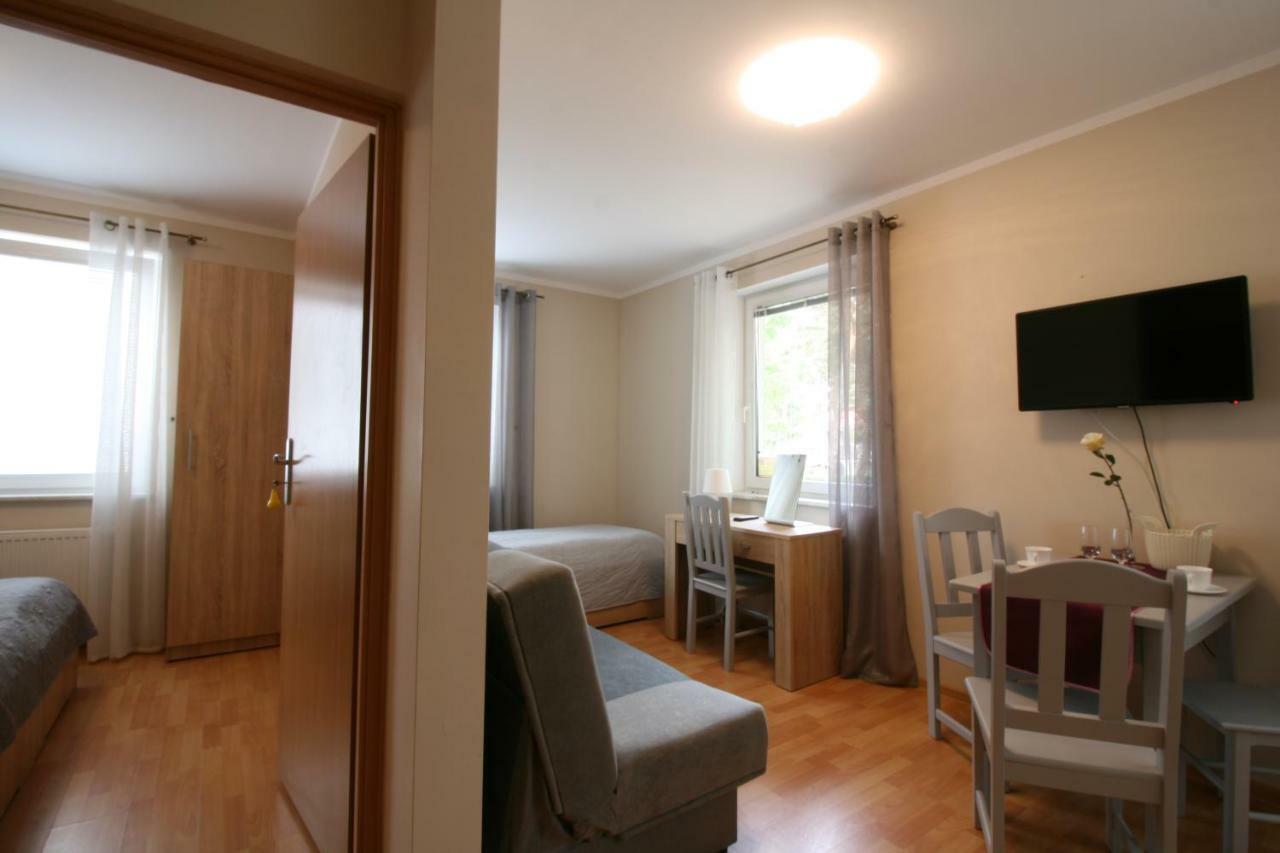 Lc Pokoje & Apartamenty Pobierowo Exterior foto